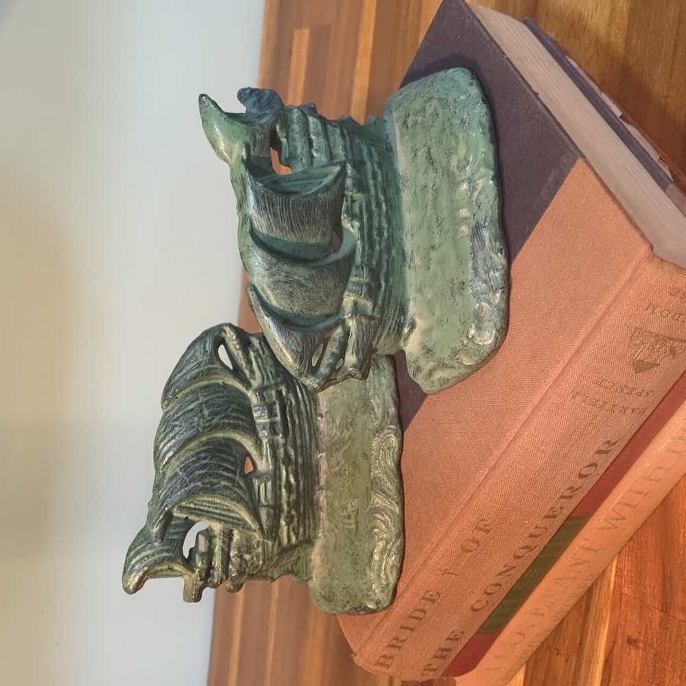VINTAGE Clipper Ship Cast Iron Hand Painted Bookends